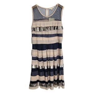 𝅺ryu Party Dress Size Large NWT sleeveless